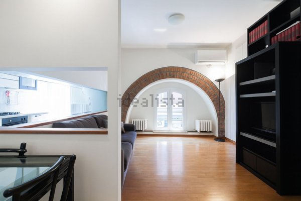 appartamento in vendita a Milano in zona Cinque Giornate