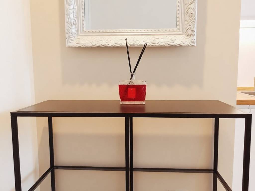 appartamento in vendita a Milano in zona Porta Vittoria