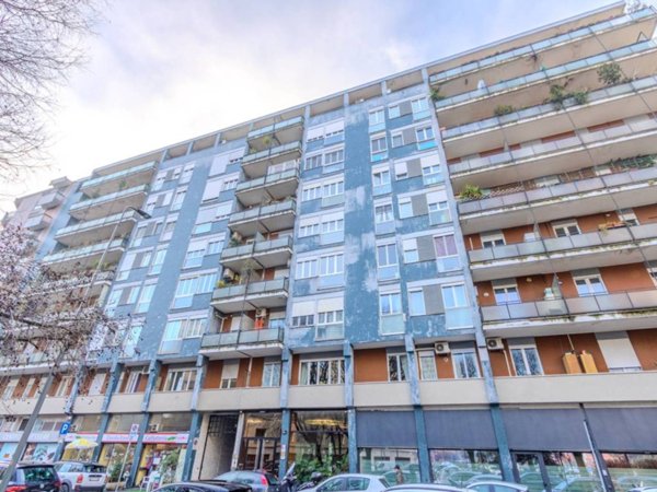 appartamento in vendita a Milano in zona Vigentino