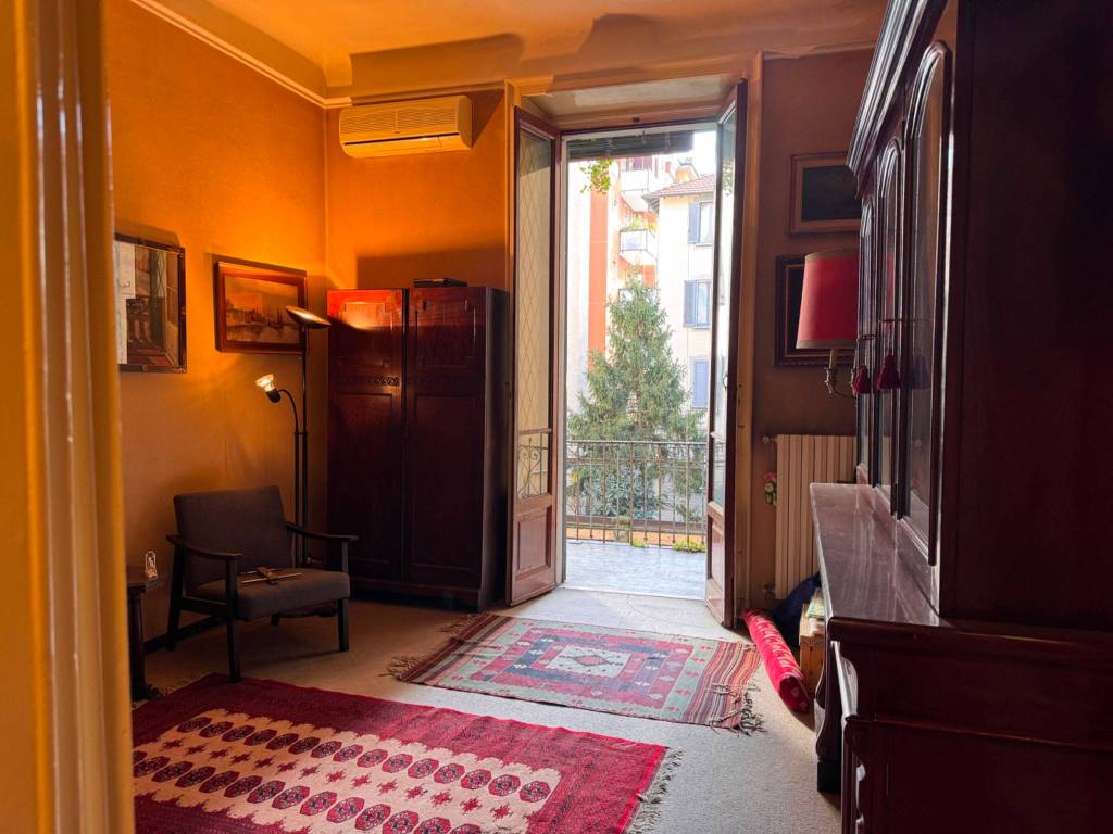 appartamento in vendita a Milano in zona Sempione