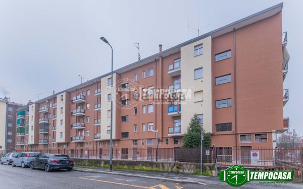 appartamento in vendita a Milano in zona Quarto Oggiaro