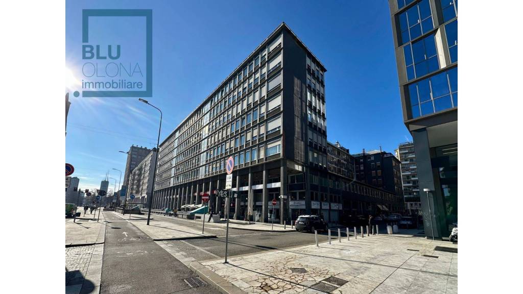 appartamento in vendita a Milano in zona Centro Direzionale