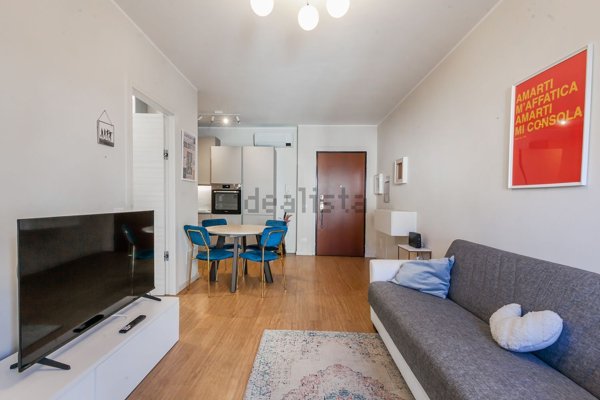 appartamento in vendita a Milano in zona Lambrate