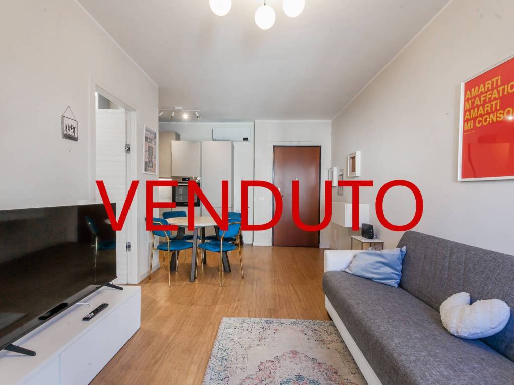 appartamento in vendita a Milano in zona Lambrate