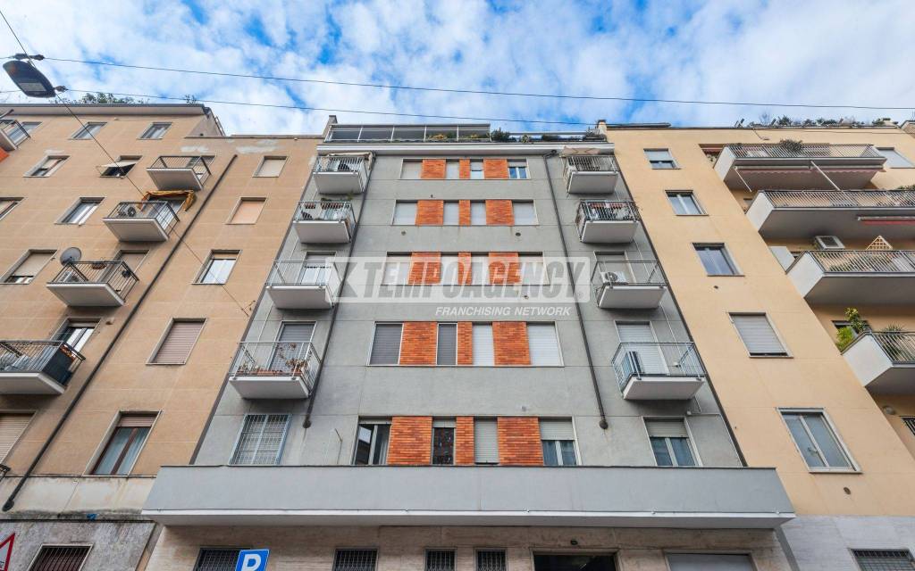 appartamento in vendita a Milano in zona Città Studi