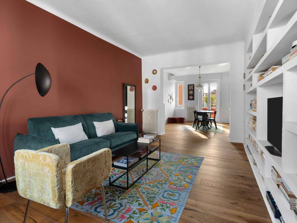 appartamento in vendita a Milano in zona Famagosta