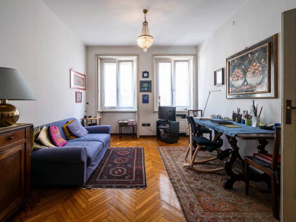 appartamento in vendita a Milano in zona Porta Nuova