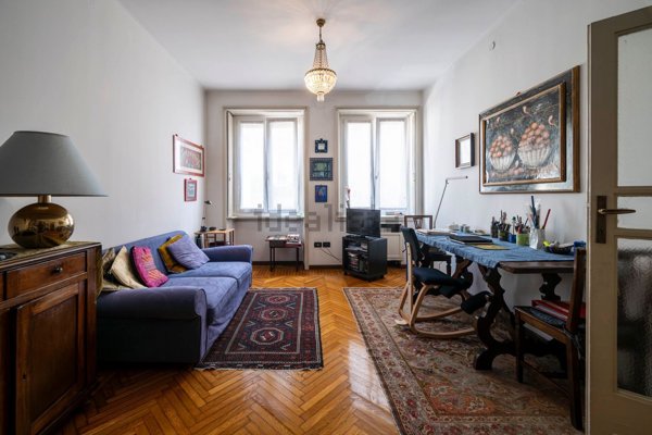 appartamento in vendita a Milano in zona Porta Garibaldi