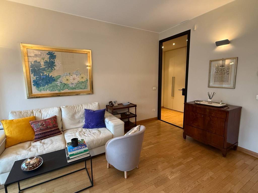 appartamento in vendita a Milano in zona Ponte Lambro