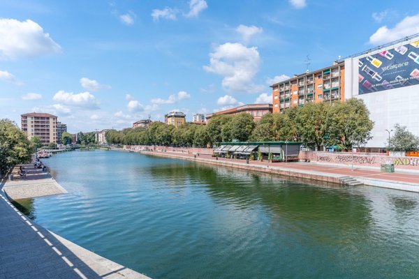 appartamento in vendita a Milano in zona Porta Genova