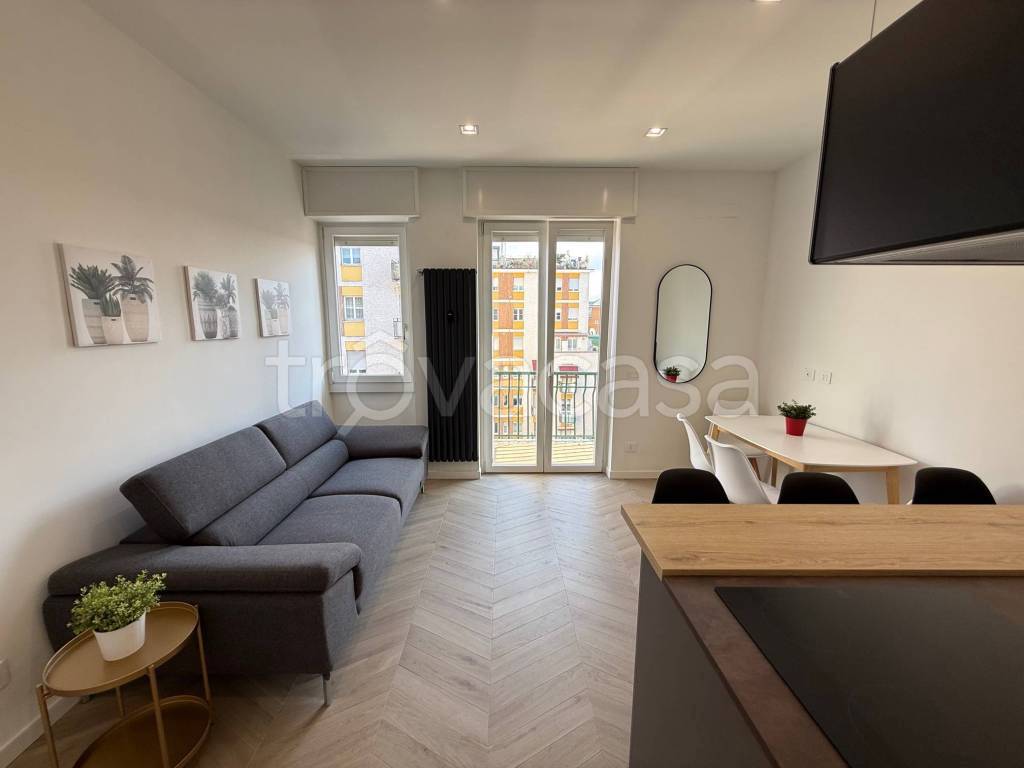 appartamento in vendita a Milano in zona Crescenzago