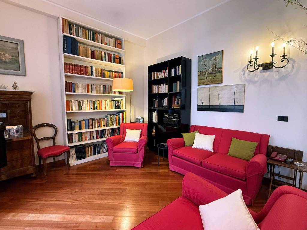 appartamento in vendita a Milano in zona Centro Direzionale