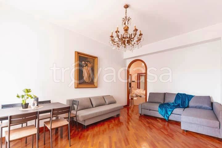 appartamento in vendita a Milano in zona Centro Direzionale