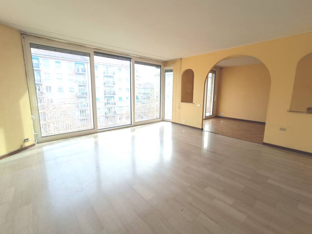 appartamento in vendita a Milano in zona Porta Romana