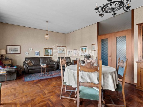 appartamento in vendita a Milano in zona Morivione