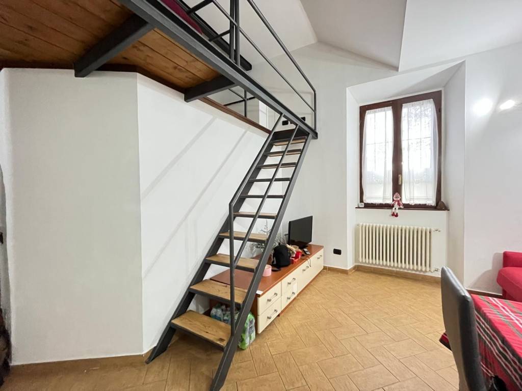 appartamento in vendita a Milano in zona Niguarda