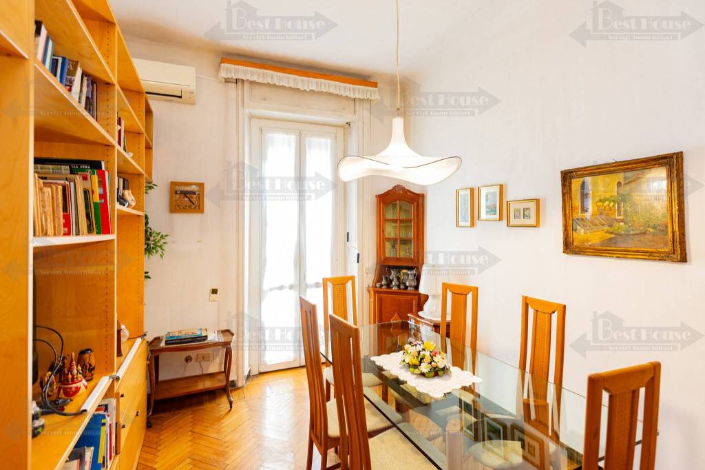 appartamento in vendita a Milano in zona Città Studi