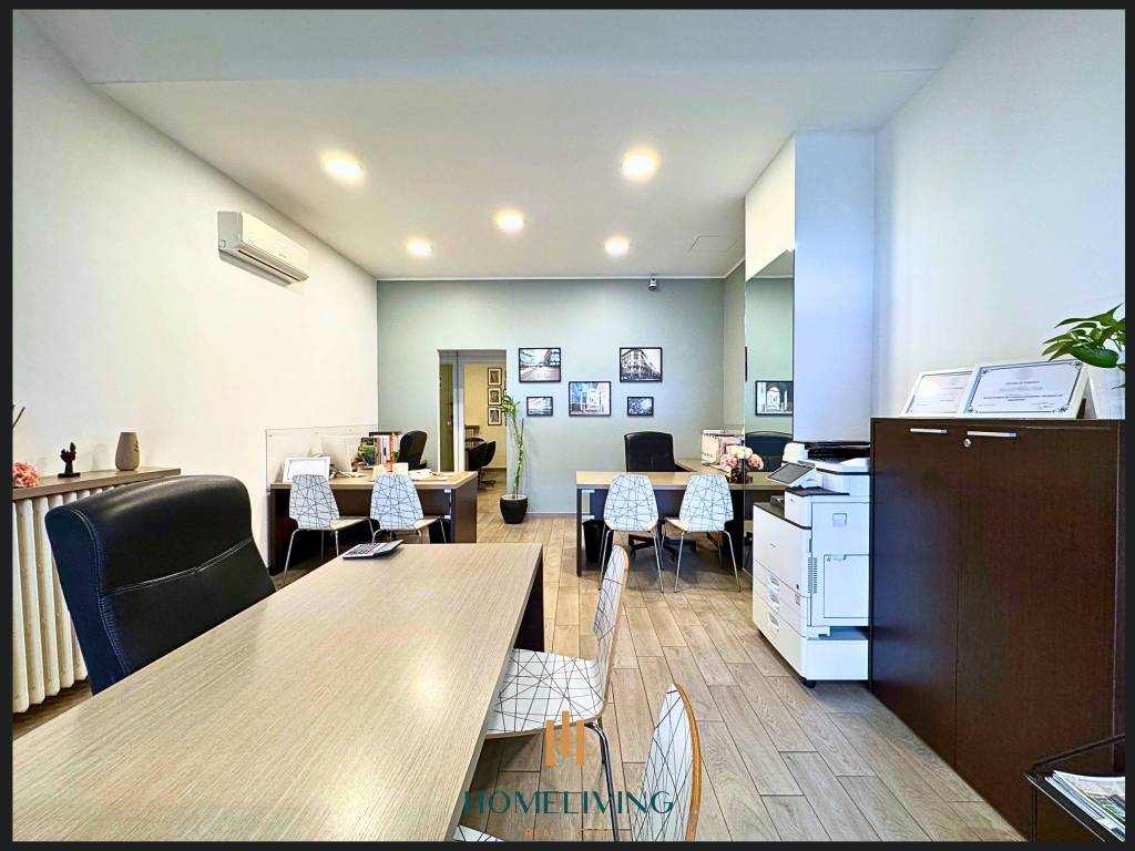 negozio in vendita a Milano in zona Trenno