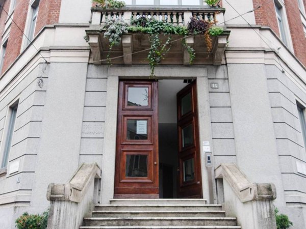 appartamento in vendita a Milano in zona Chiesa Rossa