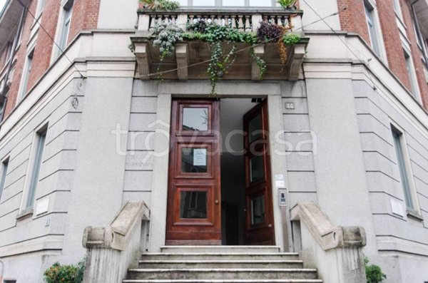 appartamento in vendita a Milano in zona Solari