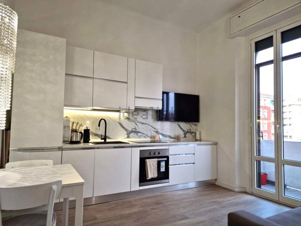 appartamento in vendita a Milano in zona Famagosta