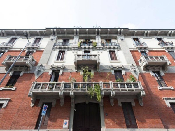 appartamento in vendita a Milano in zona Porta Romana