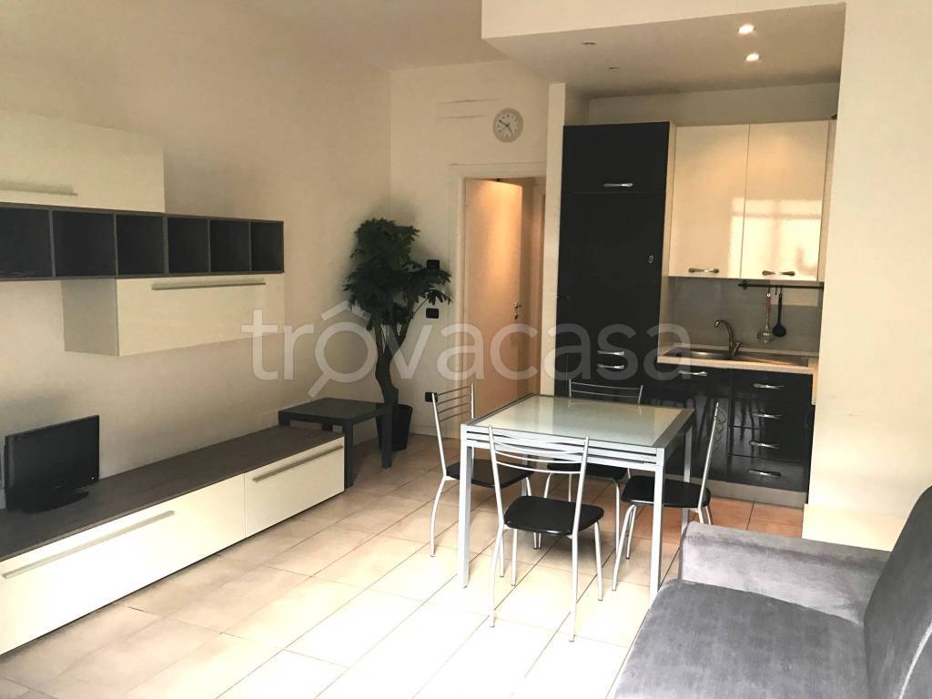 appartamento in vendita a Milano in zona Chiesa Rossa