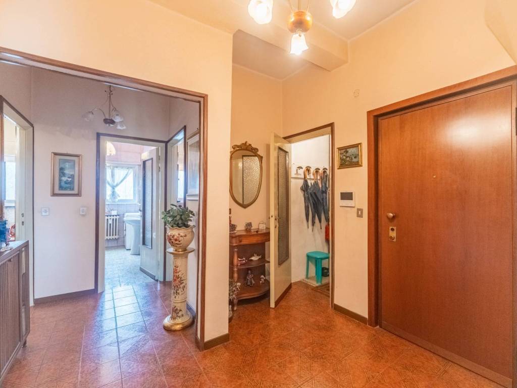 appartamento in vendita a Milano in zona Vialba