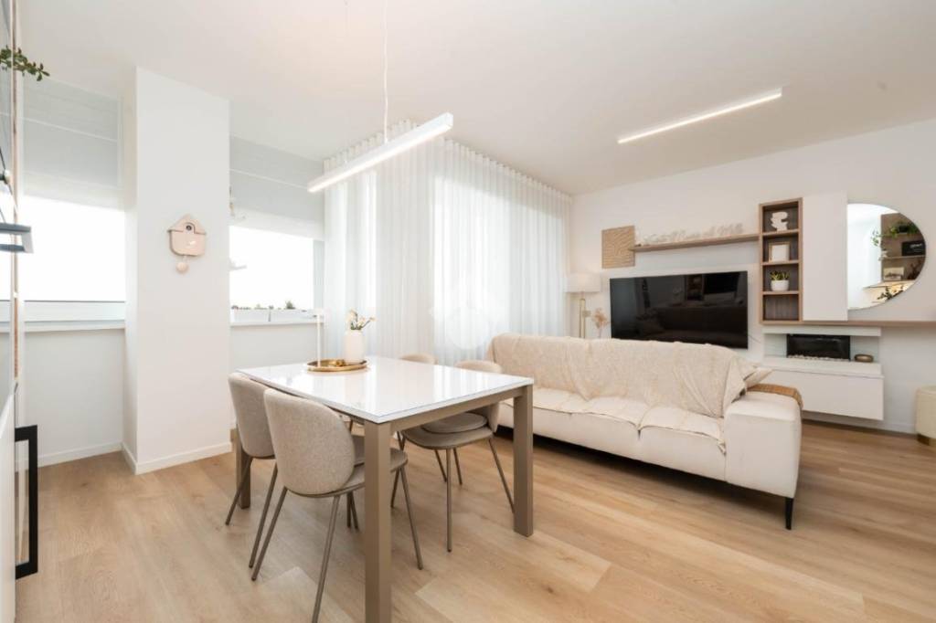 appartamento in vendita a Milano in zona Vigentino