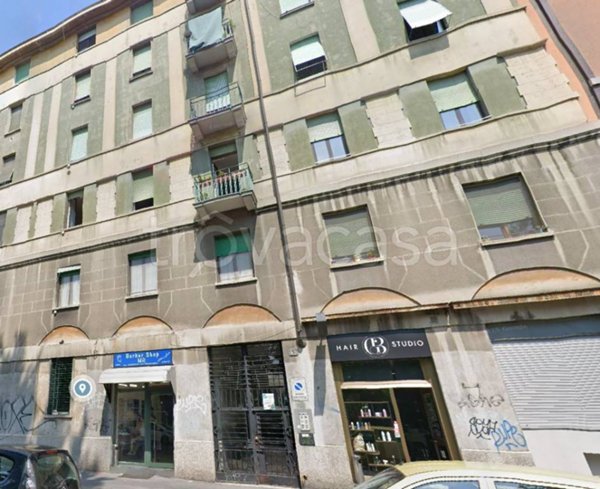 appartamento in vendita a Milano in zona Famagosta