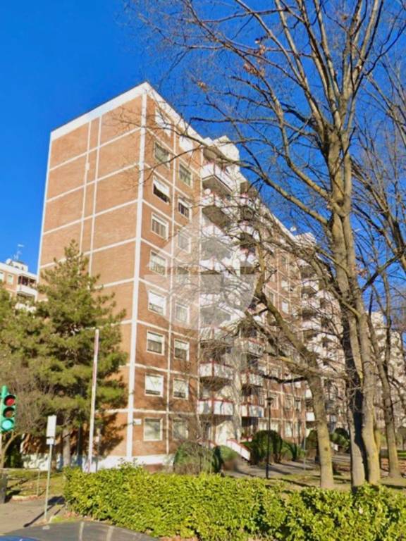 appartamento in vendita a Milano in zona Gratosoglio