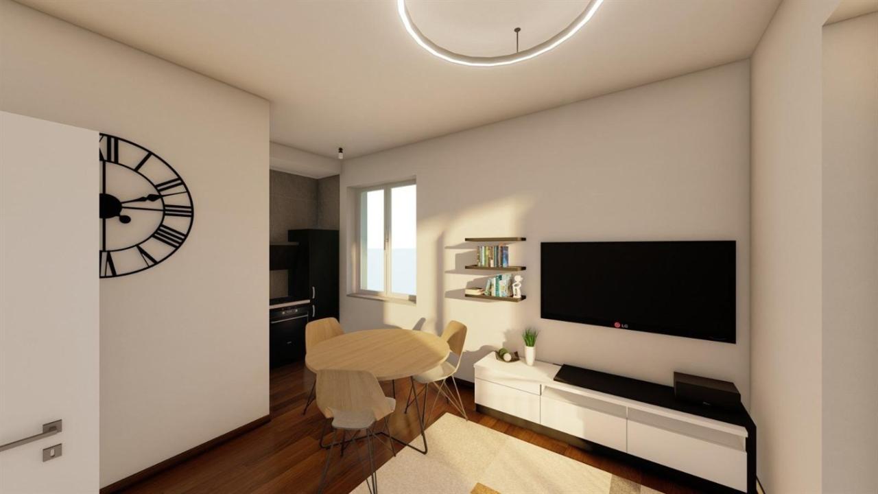 appartamento in vendita a Milano in zona Cascina dei Pomi