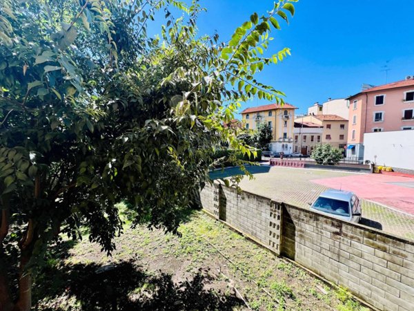 appartamento in vendita a Milano in zona Garegnano