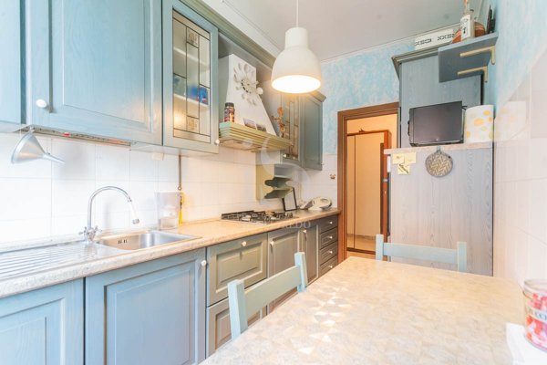 appartamento in vendita a Milano in zona Corvetto