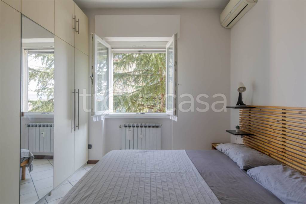 appartamento in vendita a Milano in zona Lambrate