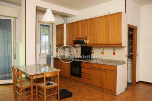 appartamento in vendita a Milano in zona Baggio