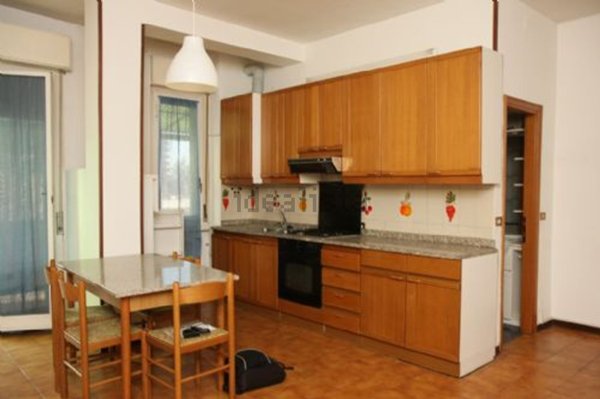 appartamento in vendita a Milano in zona Baggio