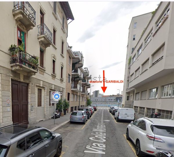 appartamento in vendita a Milano in zona Isola