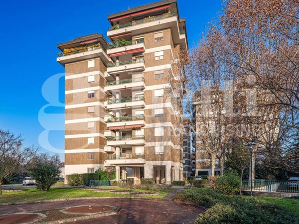 appartamento in vendita a Milano in zona Lambrate