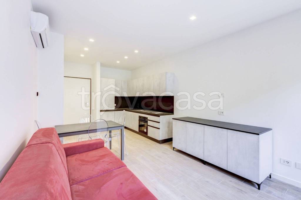 appartamento in vendita a Milano in zona Sempione