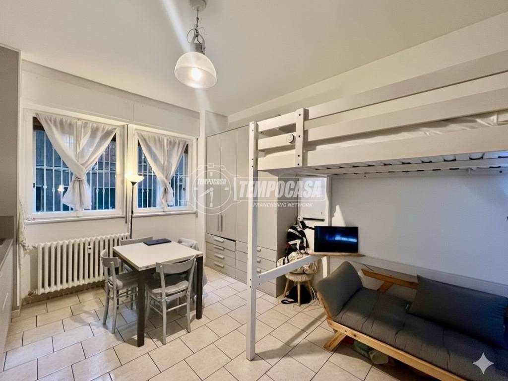 appartamento in vendita a Milano in zona Crescenzago