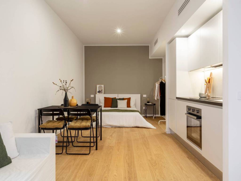 appartamento in vendita a Milano in zona Solari