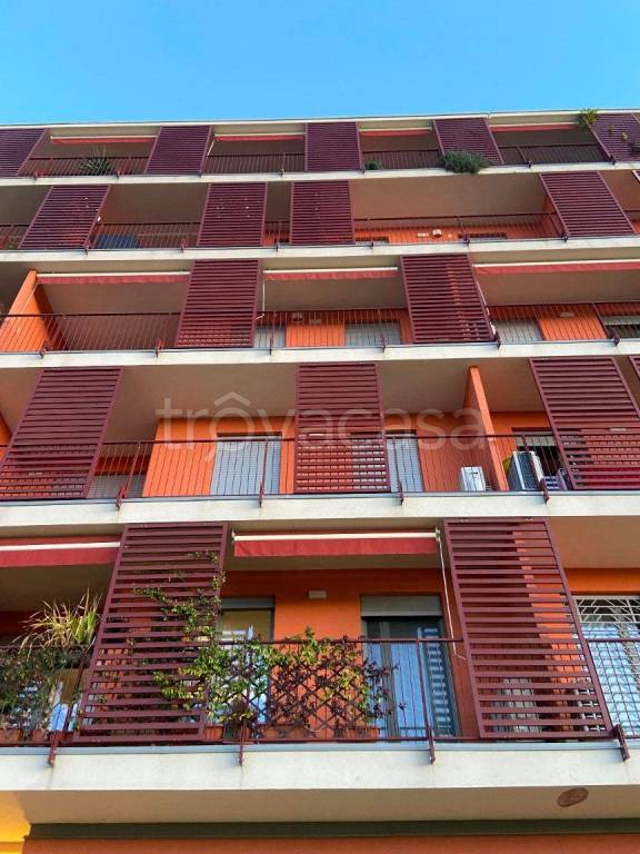 appartamento in vendita a Milano in zona Barona