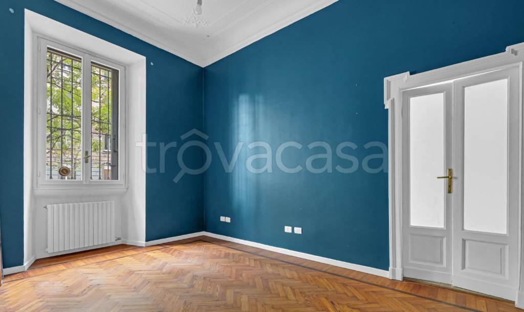 appartamento in vendita a Milano in zona Sempione