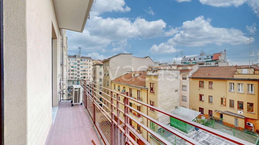 appartamento in vendita a Milano in zona Stazione Centrale