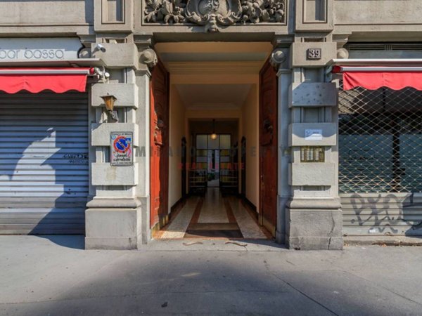 appartamento in vendita a Milano in zona Città Studi