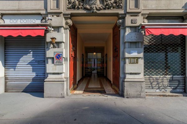 appartamento in vendita a Milano in zona Città Studi