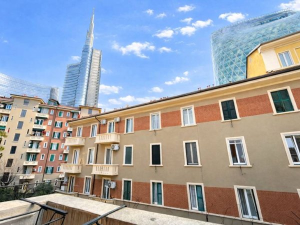 appartamento in vendita a Milano in zona Porta Nuova