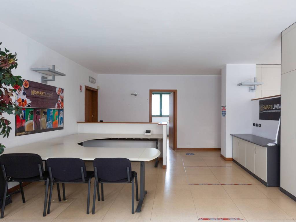 ufficio in vendita a Milano