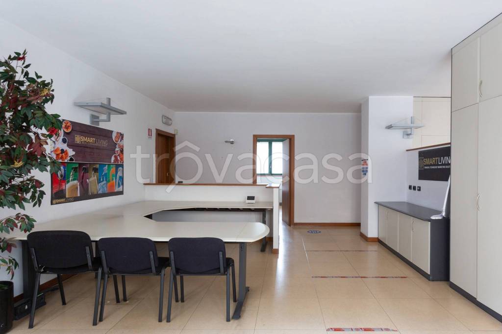 ufficio in vendita a Milano